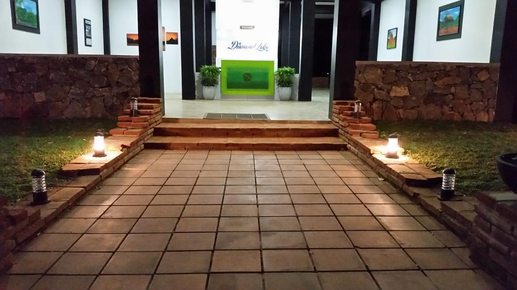Diamond Lake Tourist Rest Anuradhapura Eksteriør bilde