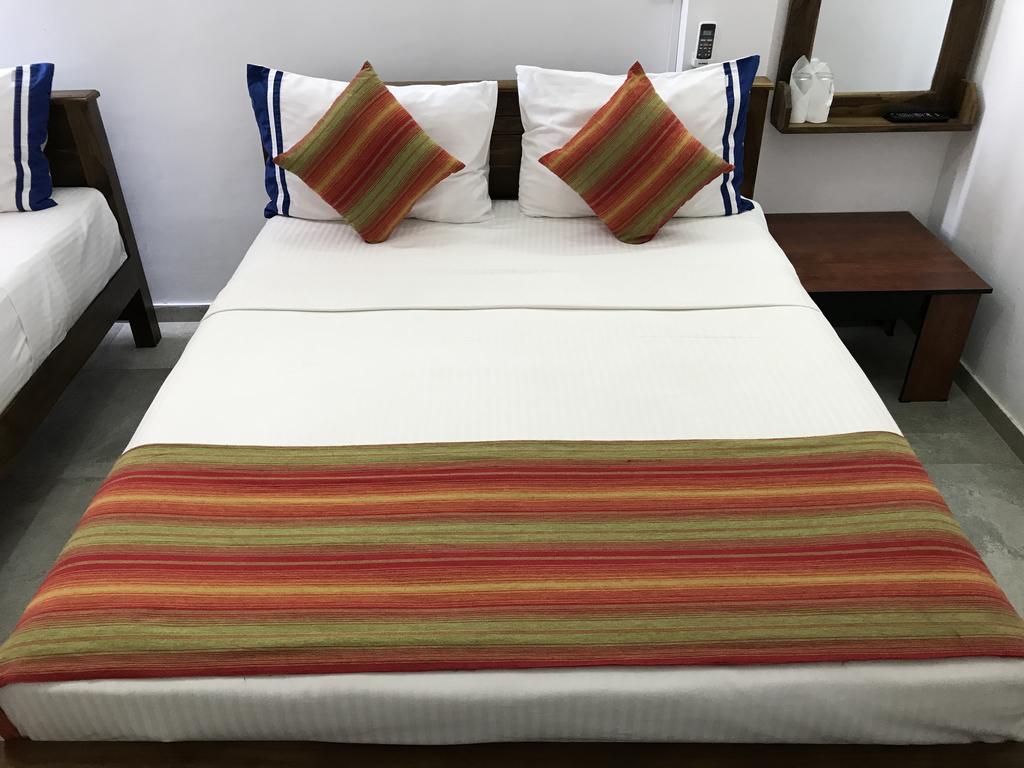Diamond Lake Tourist Rest Anuradhapura Eksteriør bilde